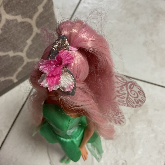 Barbie Fairytopia Dahlia Vintage Doll - Picture 6 of 10